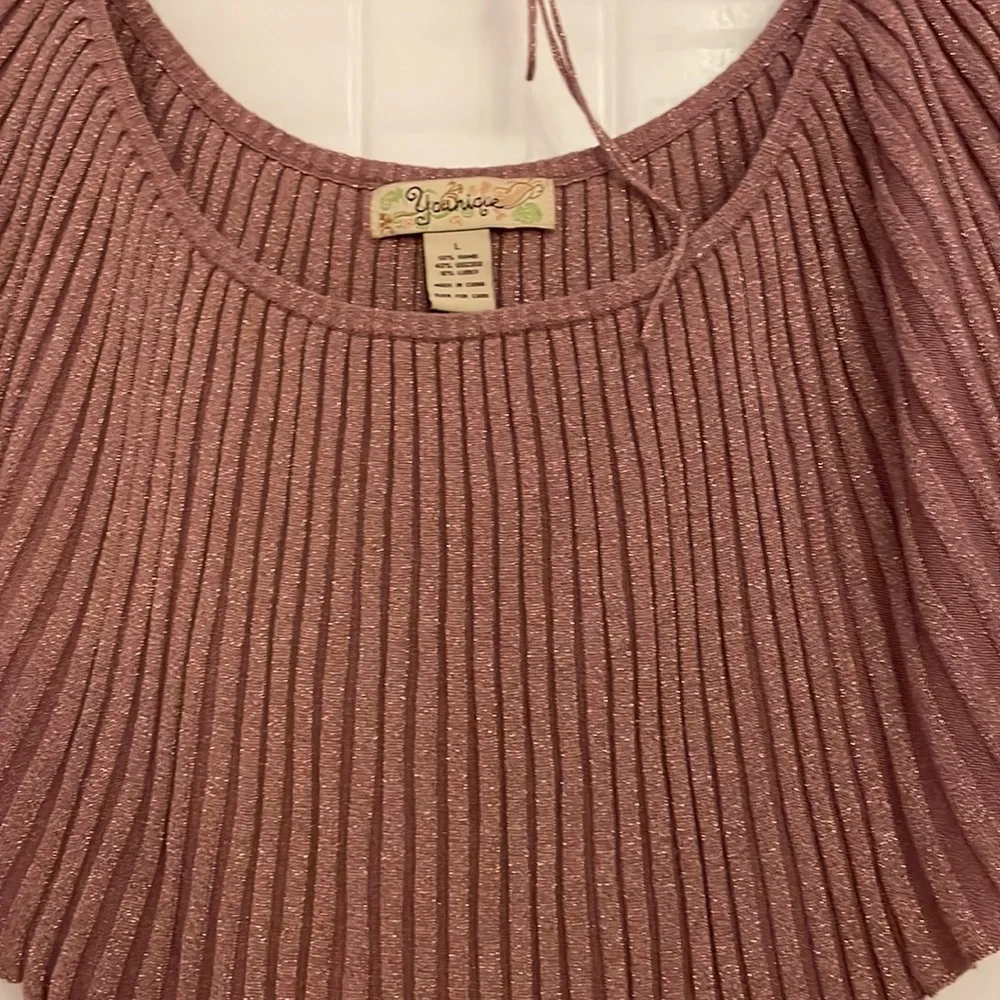 Younique splendid pleated, ribbed and elastic top. Batwing sleeves, size L. - Picture 9 of 16